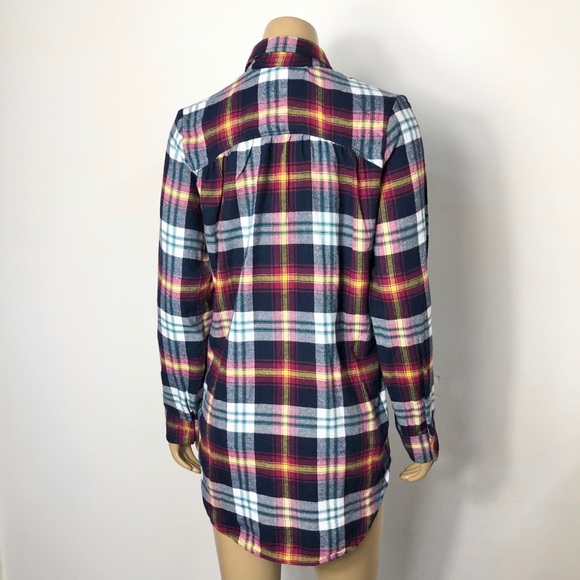 Make + Model NWOT plaid button down tunic shirt - Picture 3 of 5